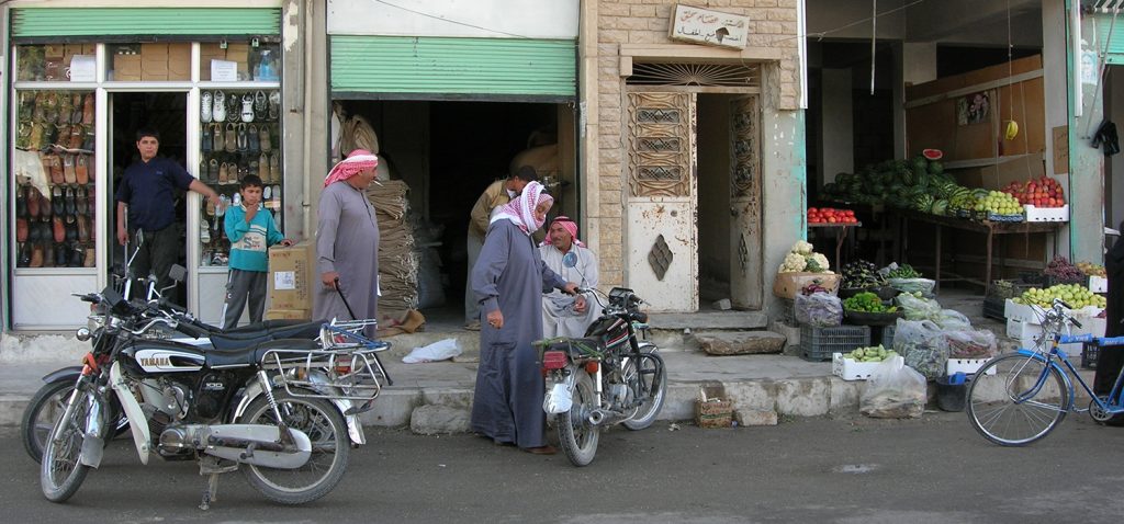 A street view of Manbij © Jacky Lee, Wikipedia Commons